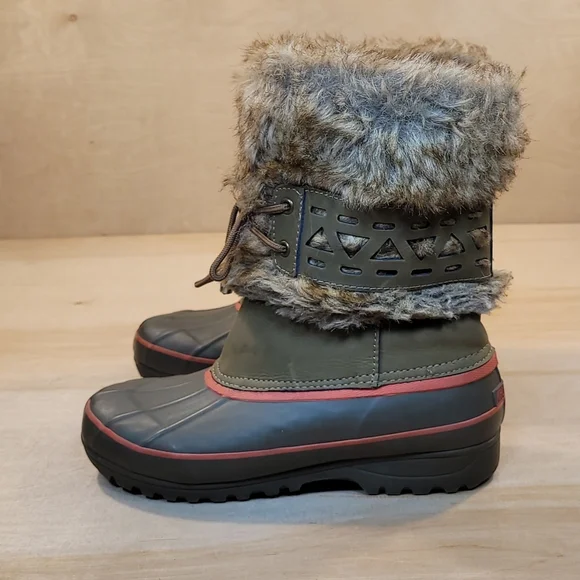 Khombu Womens Pull On Waterproof Rubber And Fur Snow Boots - Picture 4 of 10